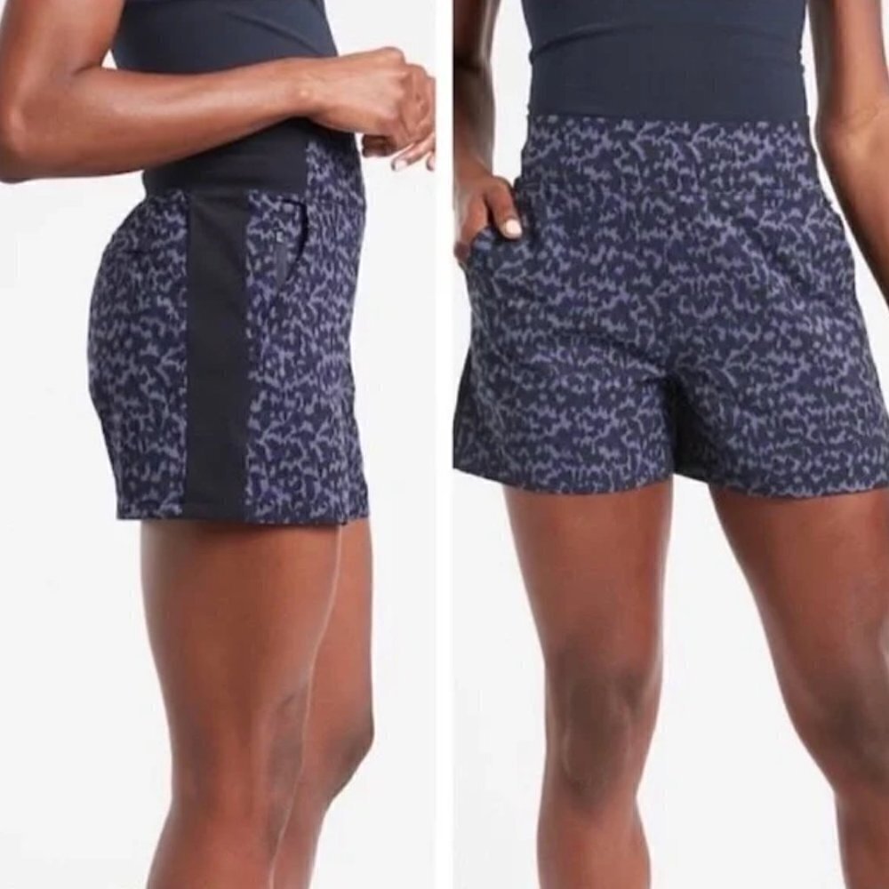 Athleta Brooklyn Blue Leopard Athletic Shorts 6